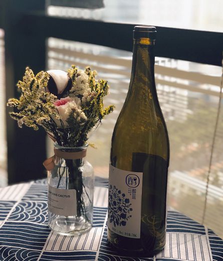 品味新年 1500顆A級藍莓釀一瓶，青島藍莓酒成過年碰杯新寵